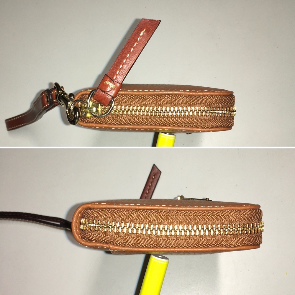 NEW! DOONEY & BOURKE Caramel zip Around Phone Wristlet - Picture 4 of 11